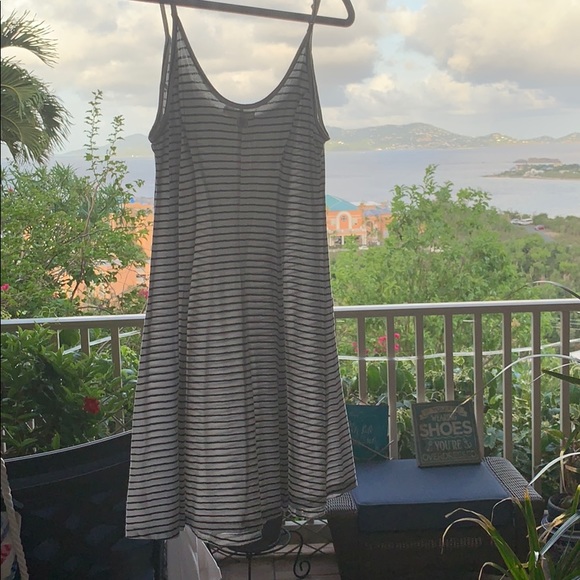 Stripped summer Billabong dress or beach cover up - Picture 6 of 7